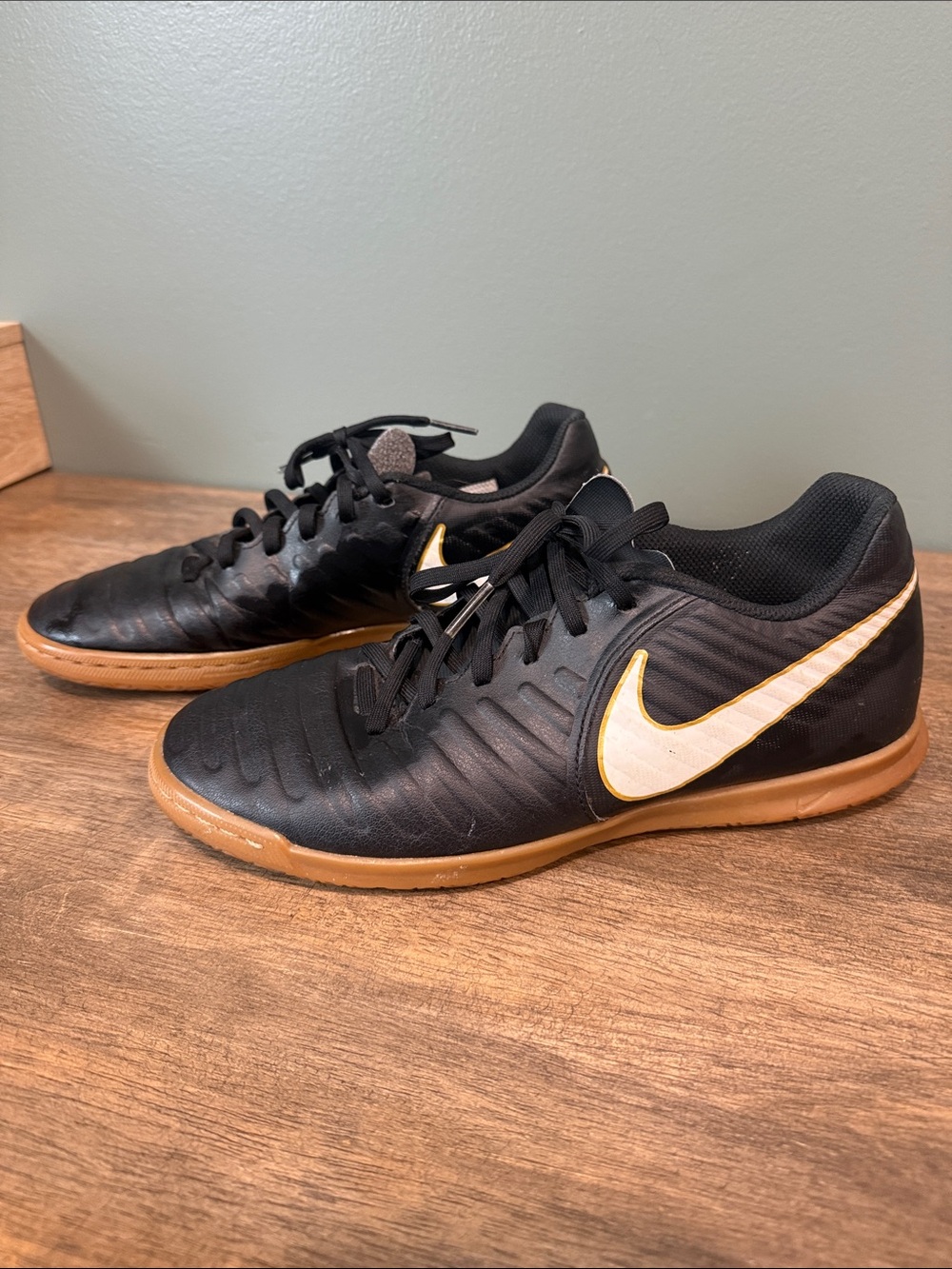 Nike Tiempo X Black, Gum Indoor Soccer Shoes